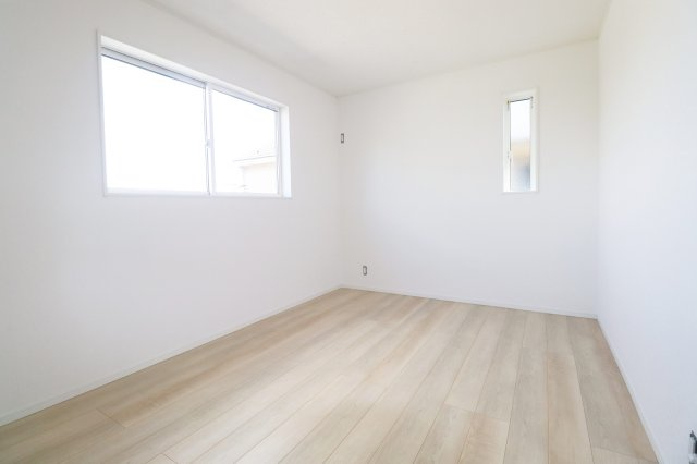 郡山市御前南５丁目　　　２号棟　　朝日が丘小学校、郡山第７中学区の洋室