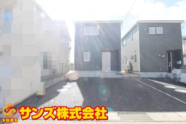 郡山市御前南５丁目　　　２号棟　　朝日が丘小学校、郡山第７中学区の外観|北側から見た駐車場を含む外観