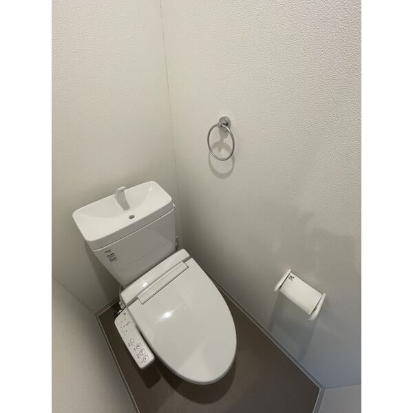 ジーメゾン塩屋のトイレ