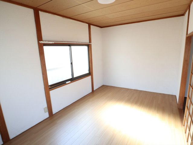 コンフォート竹原の洋室|2階洋室