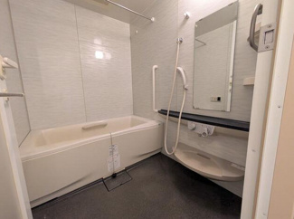 【浴室】 | 甲府市朝日4丁目 平成14年築 サーパス朝日通り 11階南向 | 広々お風呂