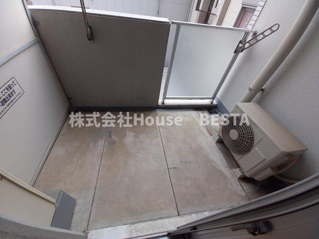 アルファレガロ神戸ウエストのバルコニー