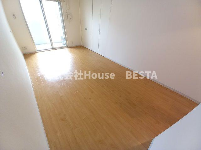 アルファレガロ神戸ウエストの居間・リビング