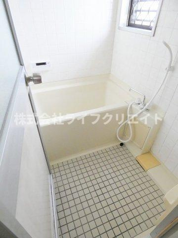 メゾン田中の浴室