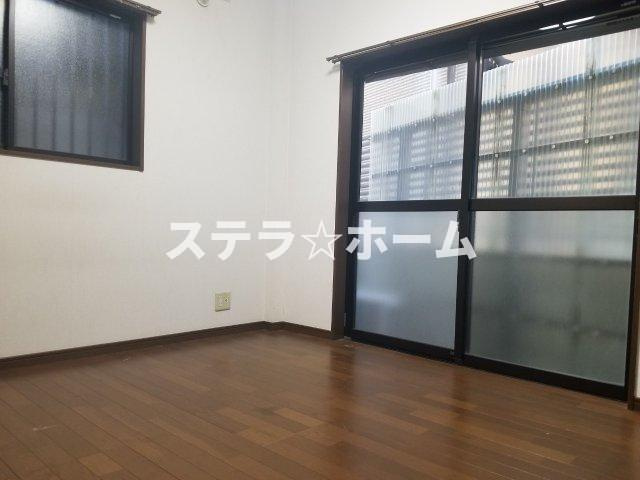東淡路4 中古戸建の洋室|ゆったりした洋室です