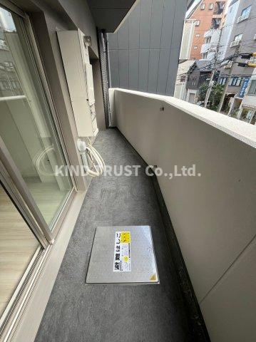 セレニテ天六ミラクのバルコニー|お洗濯にも便利なバルコニー付き