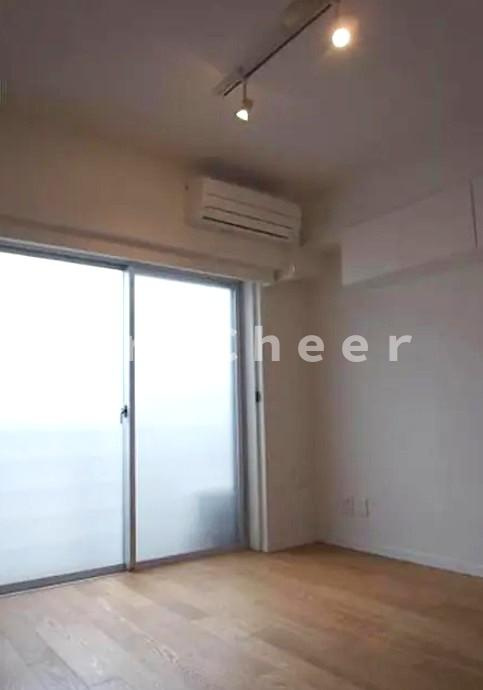 ブライズ新宿中井の居間・リビング