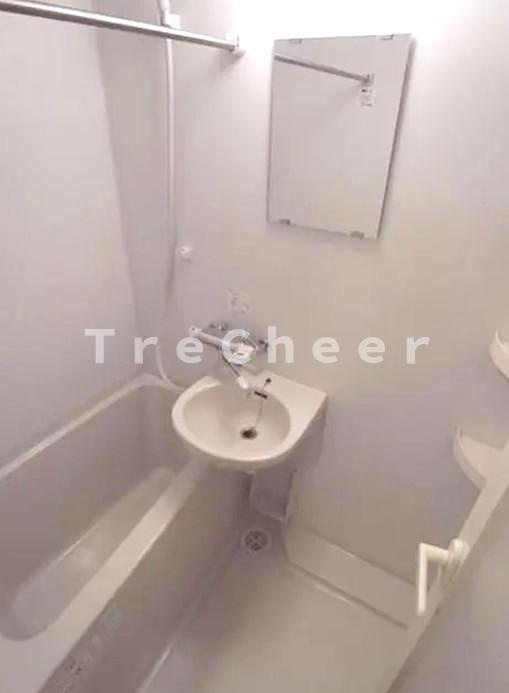 ブライズ新宿中井の浴室