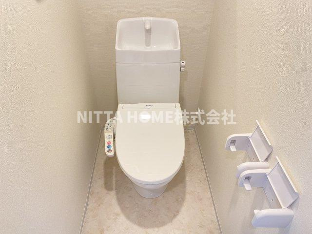 フレッサのトイレ|シャワー付きのトイレです＊