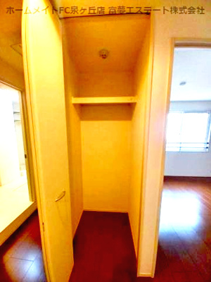 【収納】 | サニーヒルズ泉大津A棟 | ※同物件・反転タイプの写真