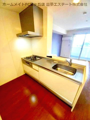 【キッチン】 | サニーヒルズ泉大津A棟 | ※同物件・反転タイプの写真