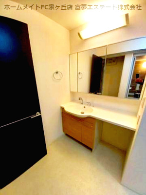 【洗面所】 | サニーヒルズ泉大津A棟 | ※同物件・反転タイプの写真