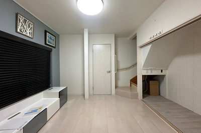 【居間・リビング】 | 佃2丁目戸建 | 使いやすい居間です