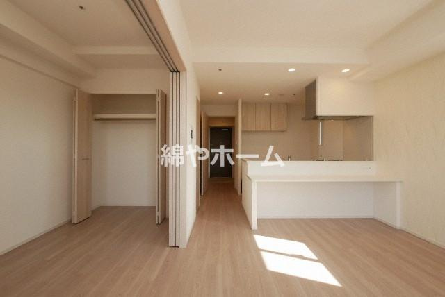 スプランディッド難波キャトルの居間・リビング|おしゃれな居間です