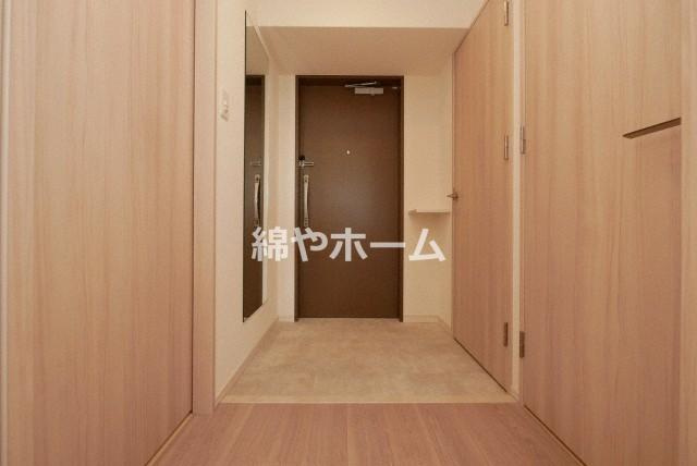 スプランディッド難波キャトルの玄関|シンプルで使いやすい玄関です