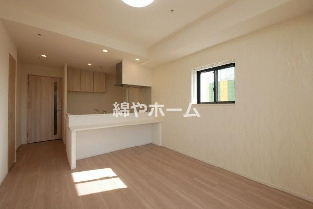 スプランディッド難波キャトルの居間・リビング|ゆったりとしたリビングです