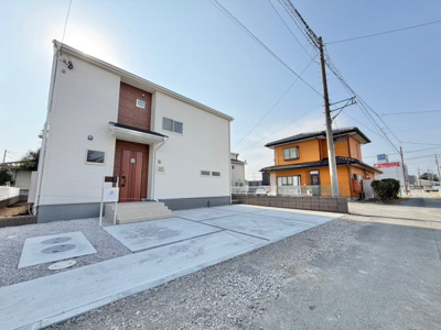 【外観】 | 前橋市鶴光路　新築住宅 | 現地ご案内ツアー開催中！早朝やお仕事帰りのご見学にもすぐ対応致します！見学ご予約はコアライブまでお気軽にお問い合わせ下さい！