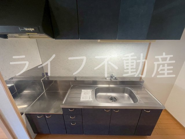 グドゥウエル新石切のキッチン|お料理しやすいキッチンです