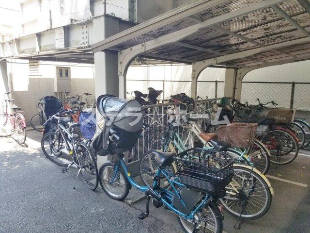グリーンコーポ江坂第3の駐輪場|駐輪場