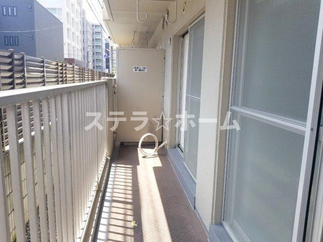 グリーンコーポ江坂第3のバルコニー|陽当たり良好なバルコニーです