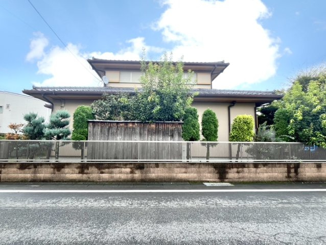 【中古戸建】伊勢崎市連取本町の外観|■外観｜閑静な住宅街で始める新しい暮らし♪開放的な毎日をあなたへ(^^♪