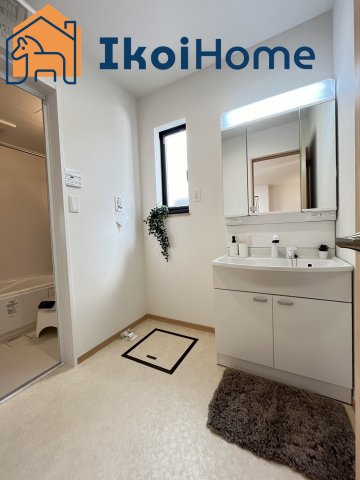 明石市松が丘3丁目　A号棟　新築戸建の洗面所|◆同社施工例◆畳２枚分の一般的な洗面室です。追加で収納棚等を付けると大変便利です。