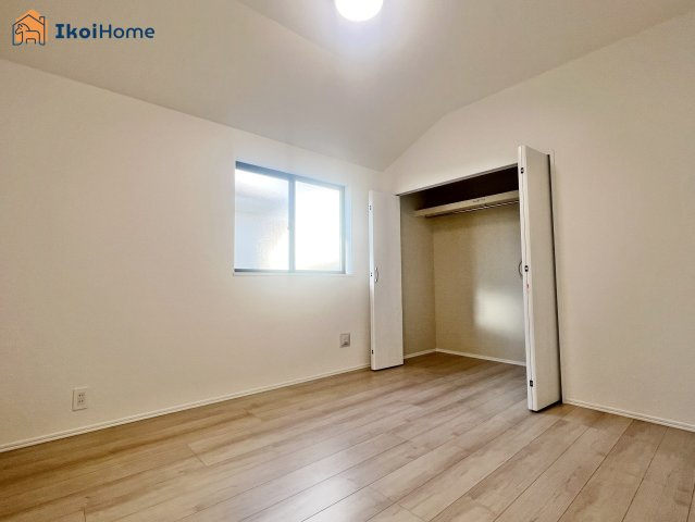 明石市松が丘3丁目　A号棟　新築戸建の寝室|【ホームページに現地動画掲載中】●年中無休：当日予約可●テレワークスペースなどに最適です。