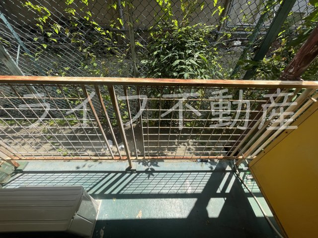 プレアール菱屋西のバルコニー|バルコニーからの眺めを楽しみながら食事をしませんか
