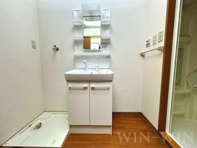 グランシャリオ一色の洗面所