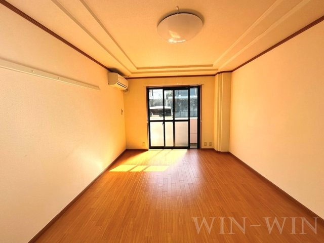 グランシャリオ一色の居間・リビング