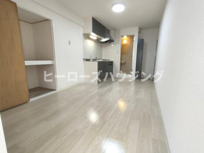 【居間・リビング】 | キャロル豊中本町Ⅱ