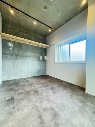 ワコーレハーバーＣＩＴＹ元町の居間・リビング