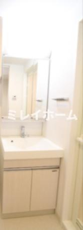 プラウドフラット大森Ⅲの独立洗面台