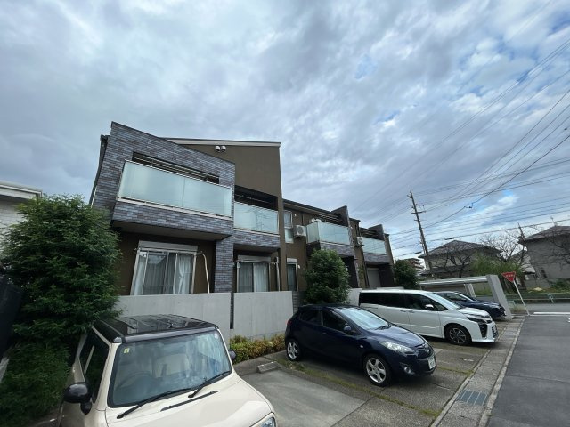 エスペランス勝川の外観