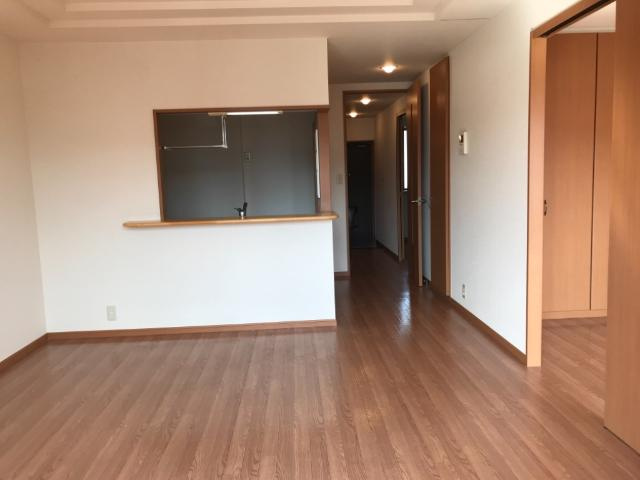 ファルールの居間・リビング|リビング