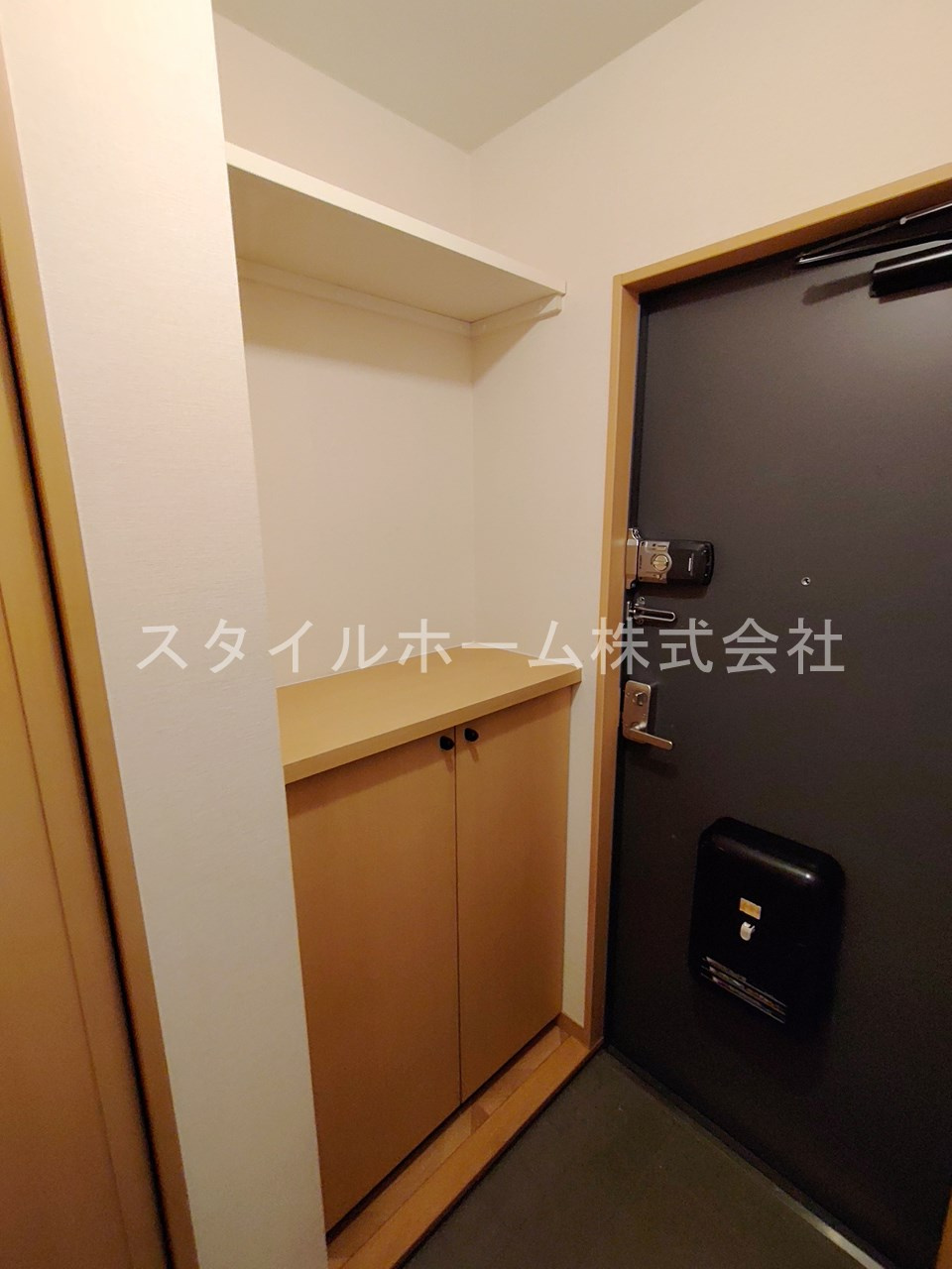 ビートルタウン　パーク街Eの玄関|※別部屋写真