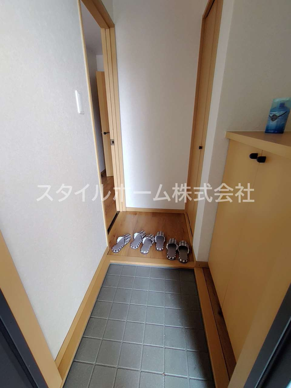 ビートルタウン　パーク街Dの玄関