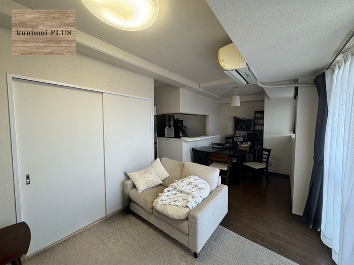 シーアイマンション鶴見緑地公園の居間・リビング