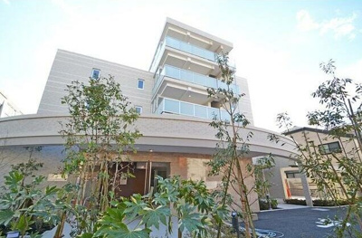 【外観】 | ウェスティング中野坂上 | 鉄筋コンクリート造のがっちりとした建物。