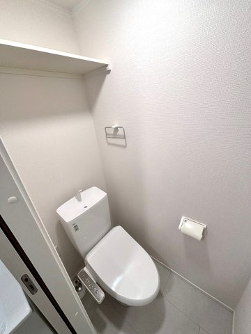 【新築】オークのトイレ