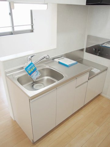 Ｔ・ＫレジデンスⅠ　　　刈谷市近郊の賃貸はクラスホーム刈谷店のキッチン|コンパクトなキッチンで掃除もラクラク