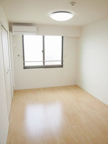 Ｔ・ＫレジデンスⅠ　　　刈谷市近郊の賃貸はクラスホーム刈谷店の内装|明るい室内です