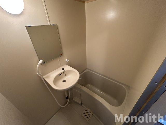 小林マンションの浴室