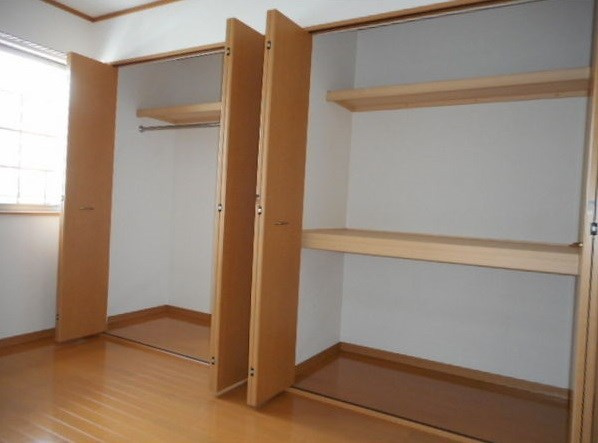 Ｈｉｌｌｓ Ｇａｒｄｅｎ植田Ｃ棟の収納