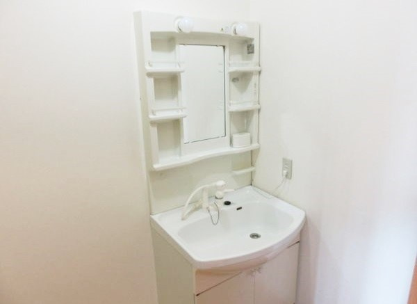 Ｈｉｌｌｓ Ｇａｒｄｅｎ植田Ｃ棟の洗面所