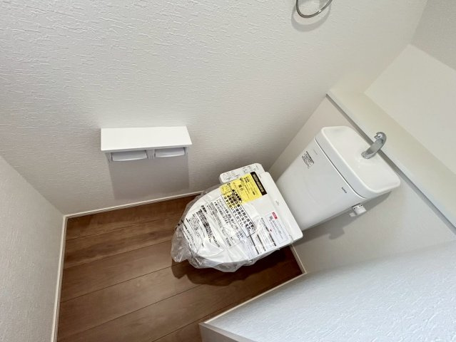ファーストタウン　丹羽郡第2扶桑町高雄柳前　全２区画分譲のトイレ|汚れにくくお手入れし易い便器を採用しています。