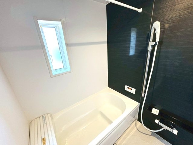 クワイエ　瑞穂市野田新田第1　全2区画分譲の前面道路含む現地写真|「現地（2025年9月26日）撮影」　
■前面道路　
■ヤマダ不動産　株式会社リライフ