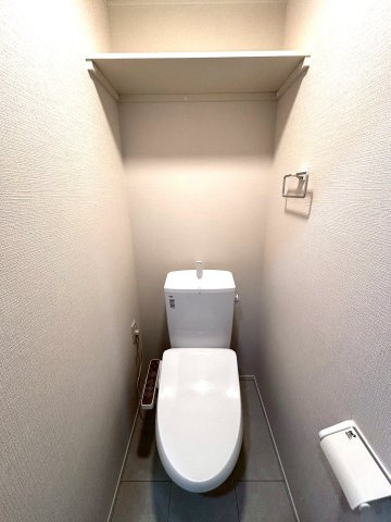 【新築】オークのトイレ