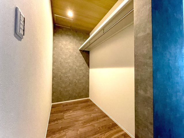 【洋室】 | 大阪市住吉区墨江　新築戸建て♪ | 【同社施工例写真】洋室♪
収納付き洋室♪