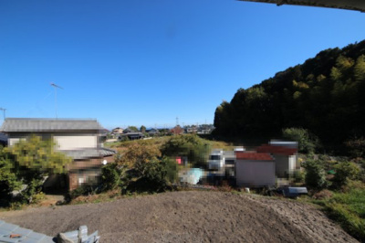 【展望】 | 大津市小野734-1他　中古戸建 | 東側の窓からの眺望